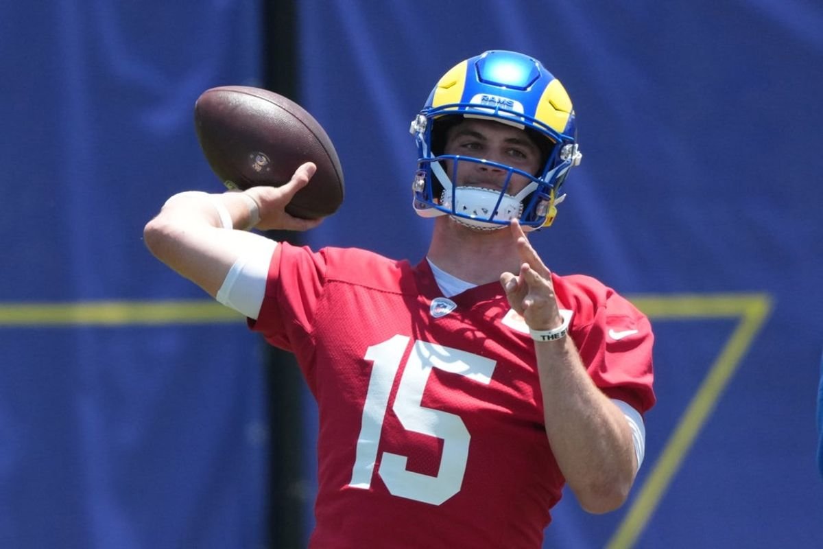 Il QB di Rams, Ty Simpson, è diventato l’ultima scelta al primo turno a firmare