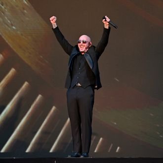 Mr. Worldwide Pitbull diventa Mr. World Record per la calvizie