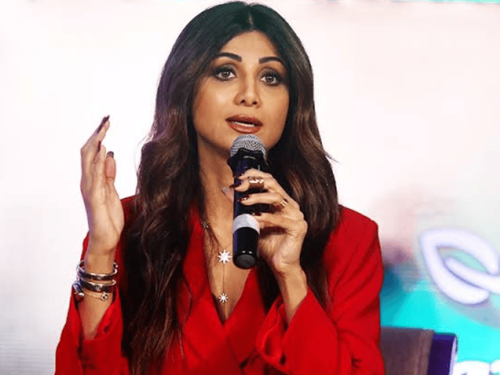 Dopo Vijay, è stato scritto un post falso sul nome di Shilpa Shetty: L’attrice si è arrabbiata e ha detto: Stanno usando male il mio nome; L’affermazione era: ha rilasciato una dichiarazione sul posto vacante