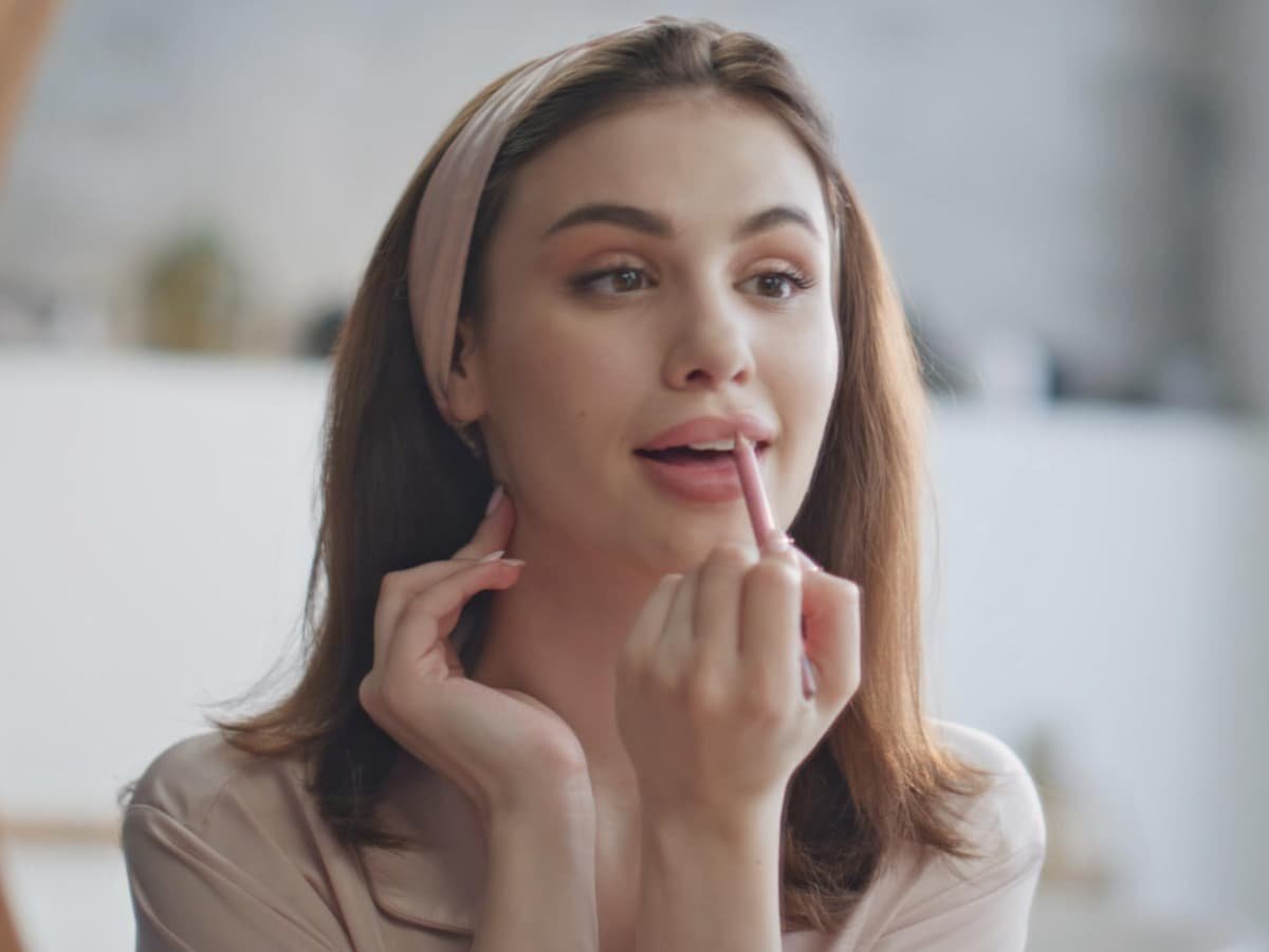 “Maybelline Super Stay Peel Off Liner” funziona semplicemente.